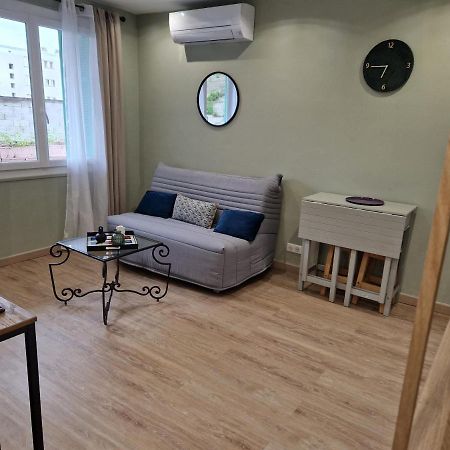 Appartement Ajaccio Climatise 4 Personnes Parking Gratuit Exteriör bild