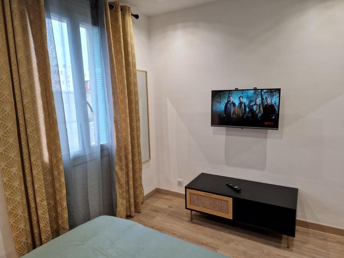 Appartement Ajaccio Climatise 4 Personnes Parking Gratuit Exteriör bild